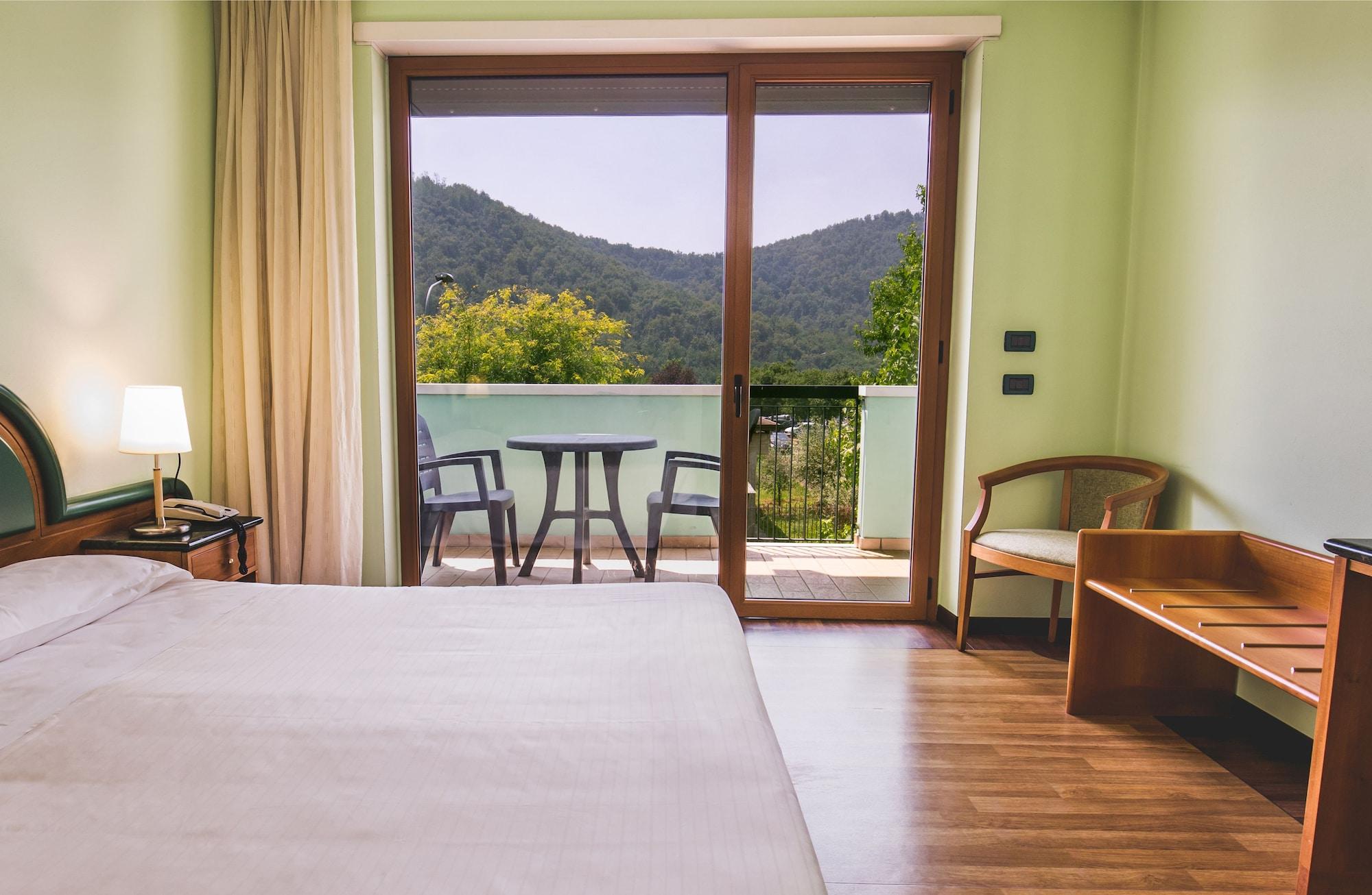 La Fonte Hotel 오메 외부 사진